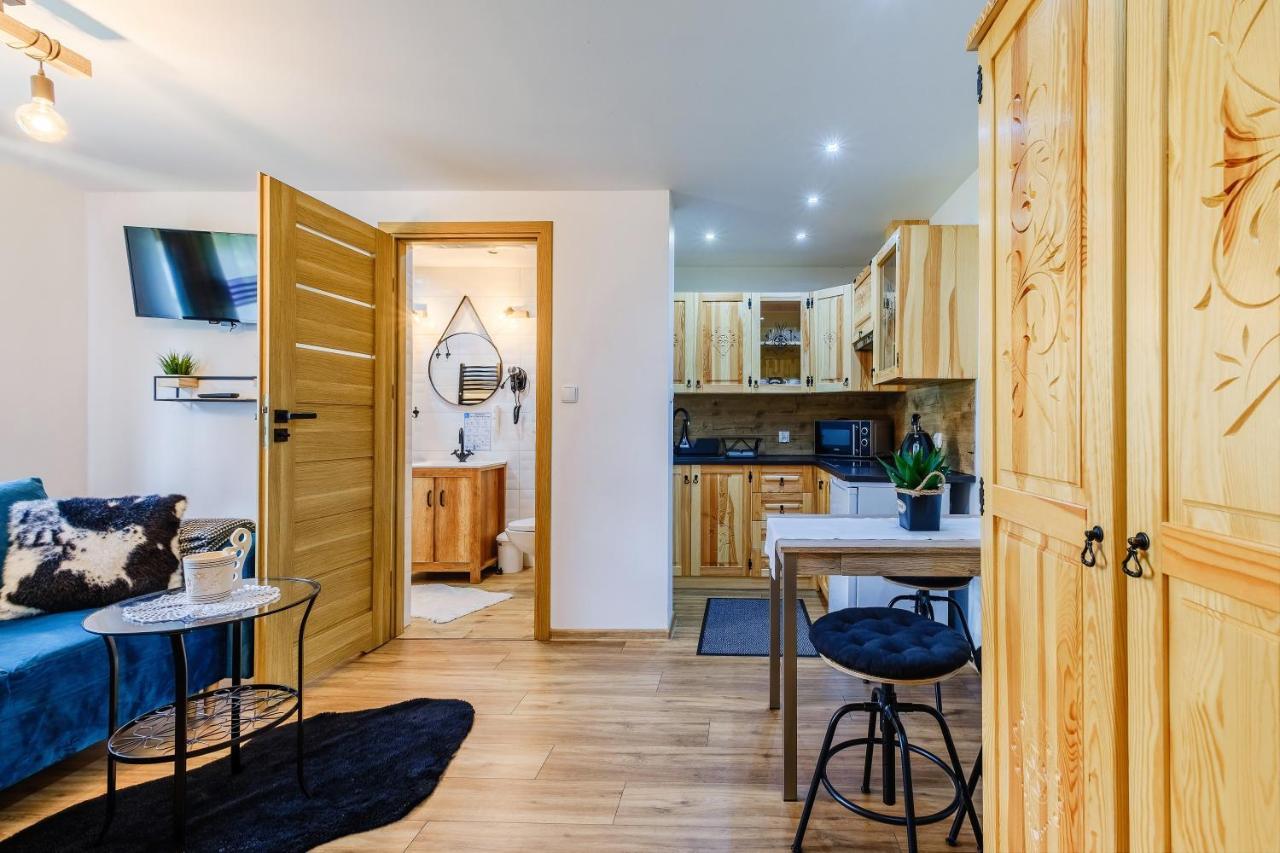 U Tatarow Apartment Suche Bagian luar foto