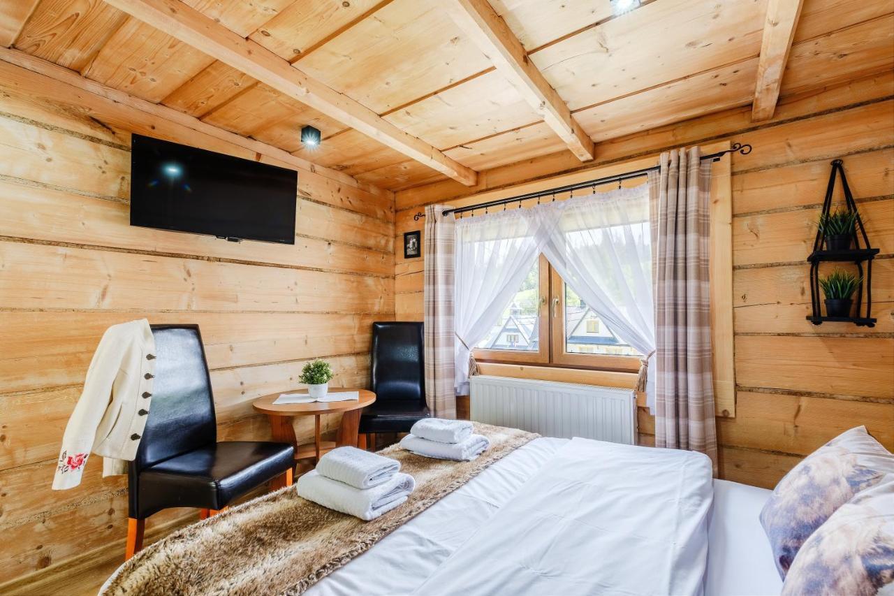 U Tatarow Apartment Suche Bagian luar foto