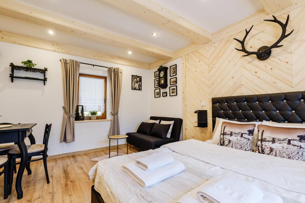 U Tatarow Apartment Suche Bagian luar foto