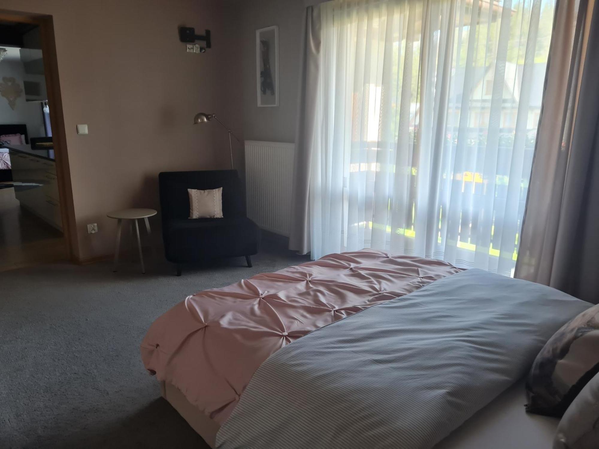 U Tatarow Apartment Suche Ruang foto